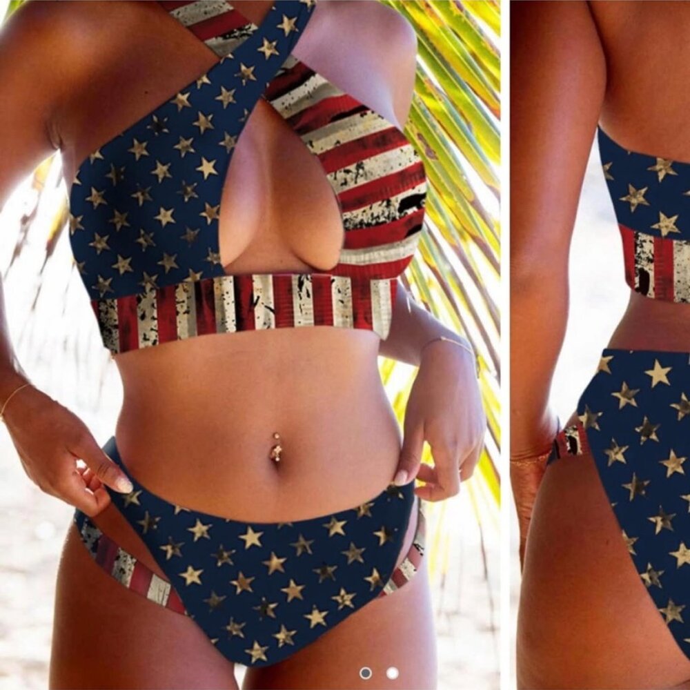 NWT Bellelily Stars and Stripes Patriot Bikini‎ Set Size Small